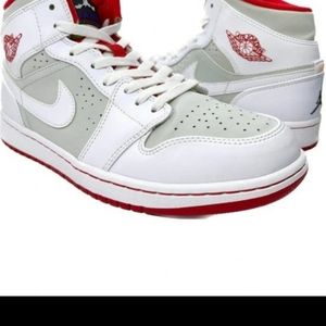 Jordan 1 Hare Snakers